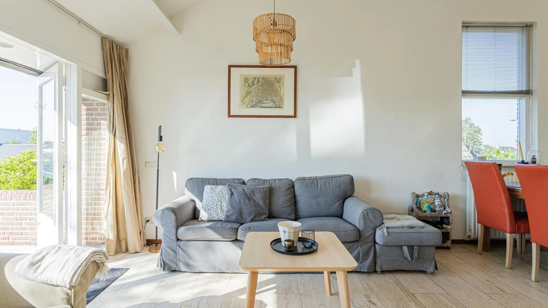 Vrijstaand Huis Met Tuin Aan Vaarwater, Vlakbij Amsterdam location